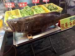 -六合夜市