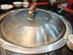 -袁小二大东北铁锅炖(吉祥村总部)