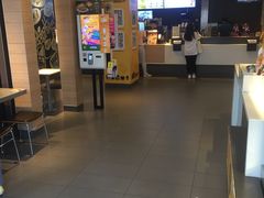 -麦当劳(七宝乐购店)