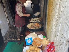 -仓桥直街臭豆腐