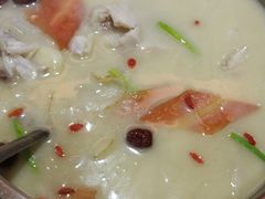 -汉水缘鲜鱼庄(黄雁村店)