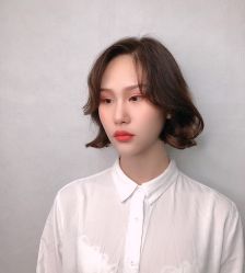 -银星女王公园发型艺术沙龙