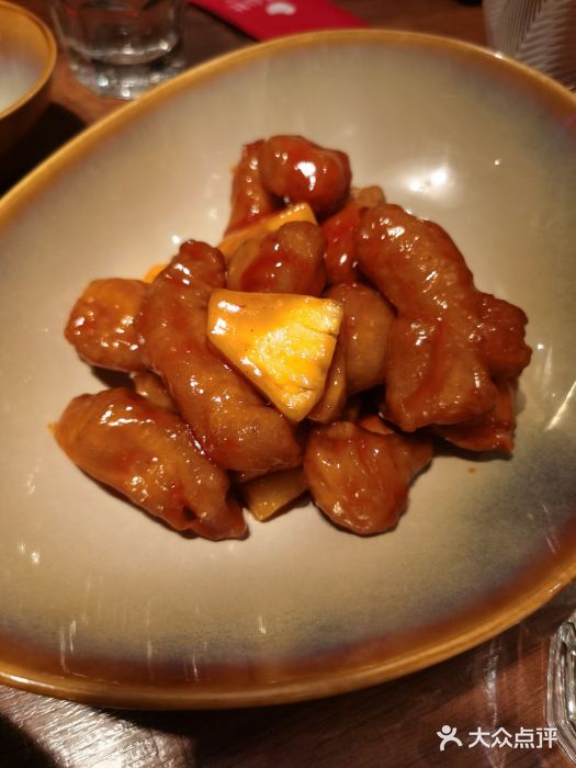 青年公社烤鸭(宝杨宝龙广场店)菠萝咕咾肉图片