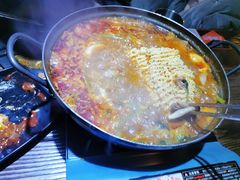 部队锅-MI WU FACTORY米屋美食工厂餐厅(绿地店)
