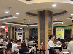 -迎宾楼(解放西街店)