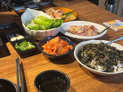 -山居屋炭火烧肉(厚街万达店)