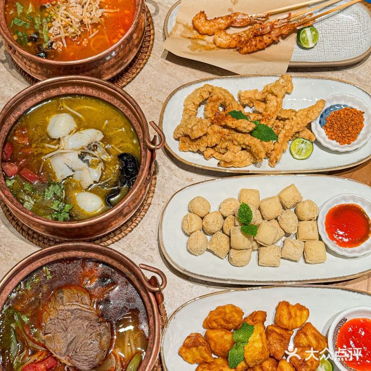 打工人速！被宜悦城的云南铜锅米线香迷糊了！