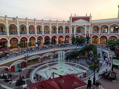 -佛罗伦萨小镇广佛名品奥特莱斯(疏港路店)