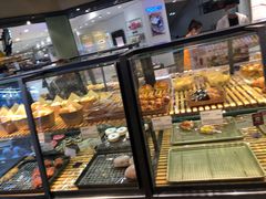 面包甜点陈列柜-多乐之日(和平伊势丹店)