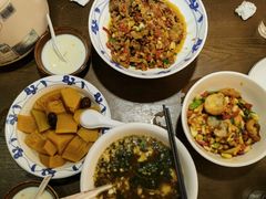 -八碗湘长沙市井菜(坡子街店)