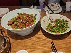 -聚鑫朋酸菜肥肠(文艺路口店)