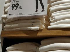 -优衣库(上海虹口龙之梦店)