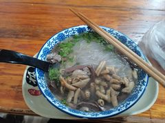 -叶新小吃店(来凤小区总店)