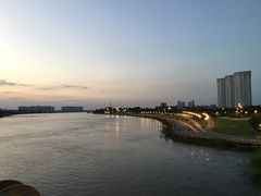 -南京眼步行桥