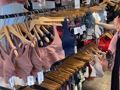 -lululemon(比斯特购物村店)