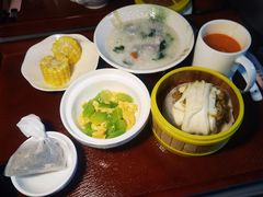 -臻儿屿月子会所(茶山店)