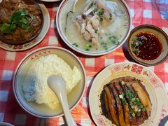 -老方桌烂蹄花川菜馆(九龙坡店)