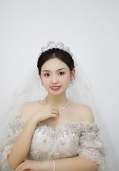 -欣薇婚纱(新源乐汇城店)