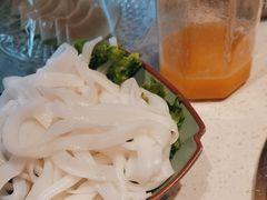 -牛村来人潮汕牛肉火锅(西单店)