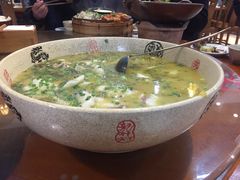 -三大钵江湖菜(空港店)