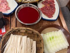 -憨铁匠火锅(红山6979店)