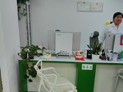-优视觉视光中心•青少年近视防控(新世界中心写字楼店)