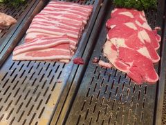 -山焱·炭火自助烤肉(周浦万达店)