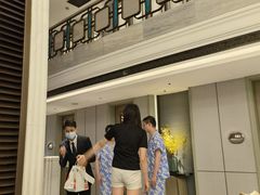 -浅深(世茂滨江精品店)