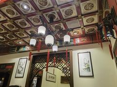 -梅龙镇酒家(南京西路总店)