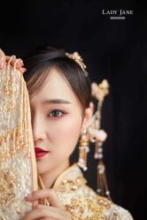 -Lady  Jane高端婚纱礼服馆