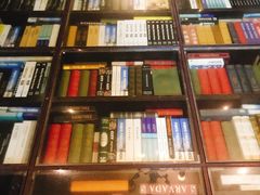 -钟书阁(松江泰晤士小镇店)