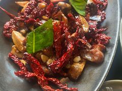 -Ameigo梅果·云贵川bistro(长宁来福士店)