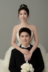 -雪中彩影婚纱摄影·微光艺术中心