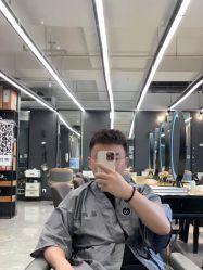 -藤野造型烫发染发