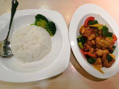 宫保鸡球饭-佰搭果·广式茶餐厅(西华路店)