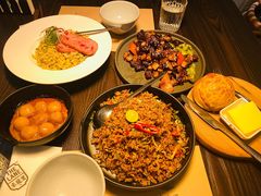 -来龙里 精致 东南亚餐室(万象城店)