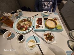 -姚姚酸菜鱼·金戈戈香港豉油鸡(喜荟城联名店)