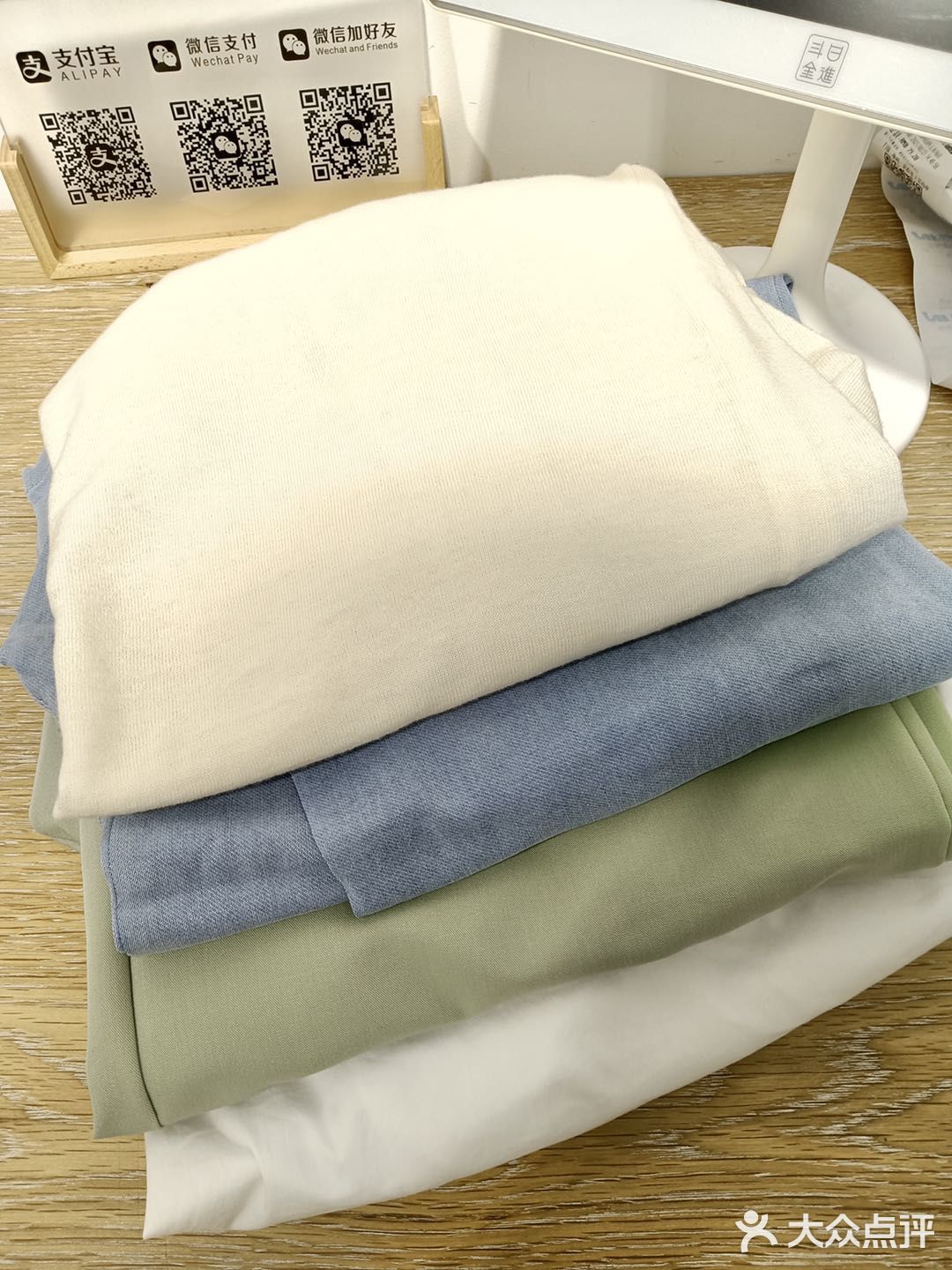主做日韩原单 在这家买衣服真的是超值