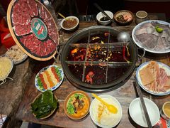 -周小明火锅(黑金冠社区店)