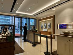 -亨得利钟表商店