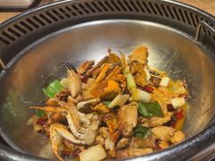 -七欣天香辣蟹火锅(上海银亿滨江店)