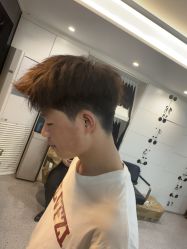 -V7 HAIR SALON烫发染发接发