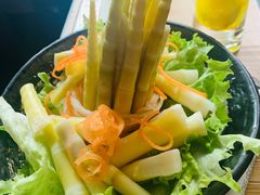 -湊湊火锅·茶憩(南京东路悦荟店)