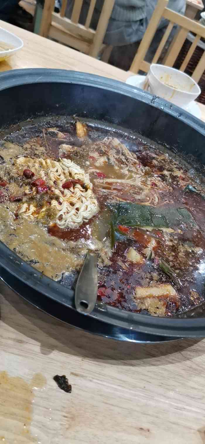 渝老练地摊鱼(科技路店)-"92位置:科技路地铁口向南走100米吧.