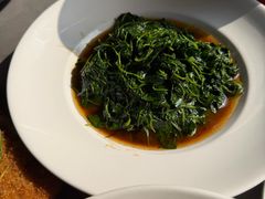 -吴越荣记苏州菜·松鼠桂鱼100%活鱼现做(斜塘老街店)