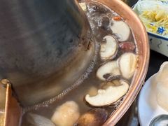 -楼外楼大刀肉传统火锅居(幸福街店)