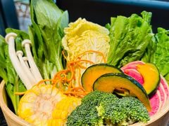 -三出山火锅(南京万象天地店)