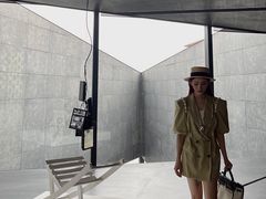 -知美术馆