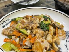 生炒鱼头-广迎居老正兴菜馆