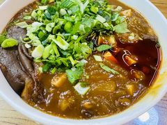-陇上全荟兰州传统牛肉面(延吉路店)